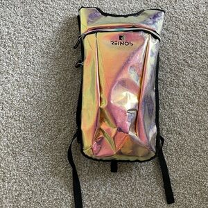 Reinos hydration backpack